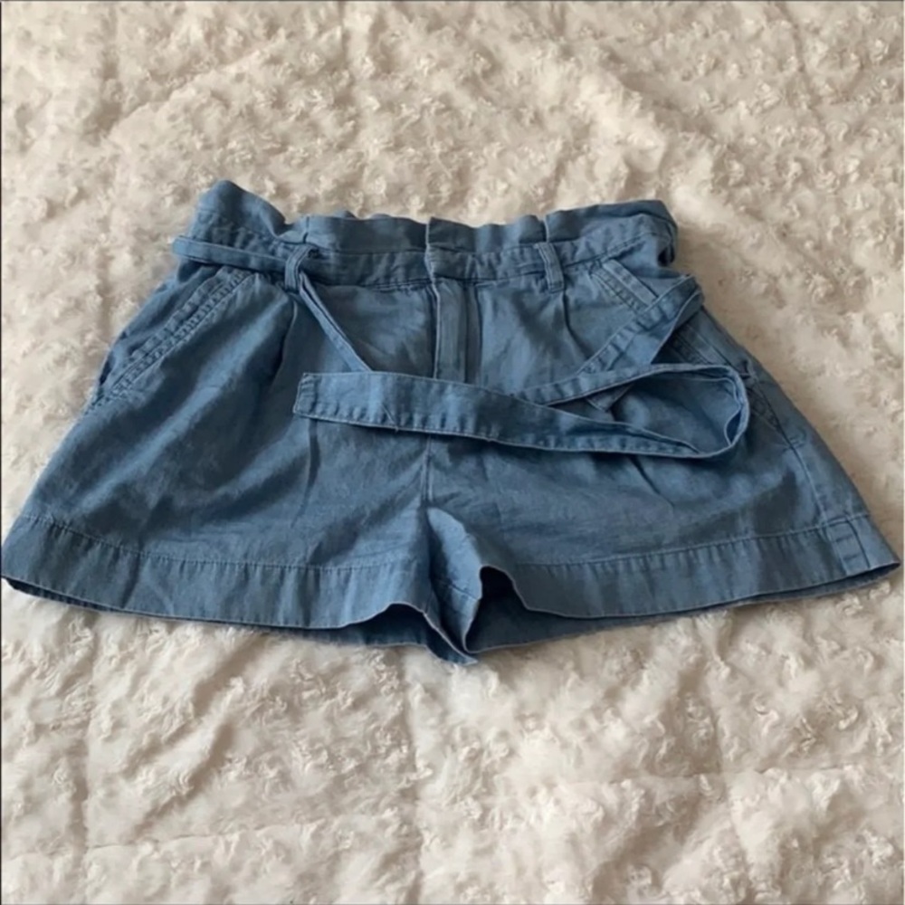 Forever 21 girl blue shorts size 13/14